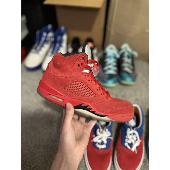 Jordan 5 Retro Red Suede 2017 Size 8 - Picture 1 of 4